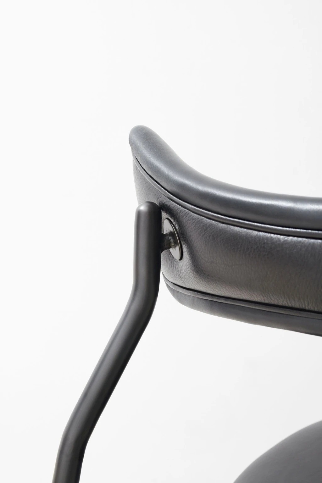 【Archetypal】Dragonfly Dining Chair | District Eight Chair in HK