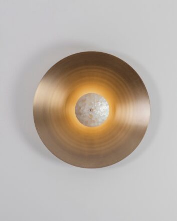 Luna 550 Wall Light x Nature Squared
