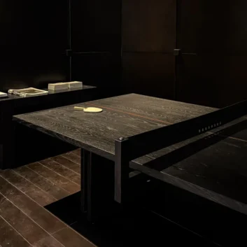Dinh Ping Pong Table